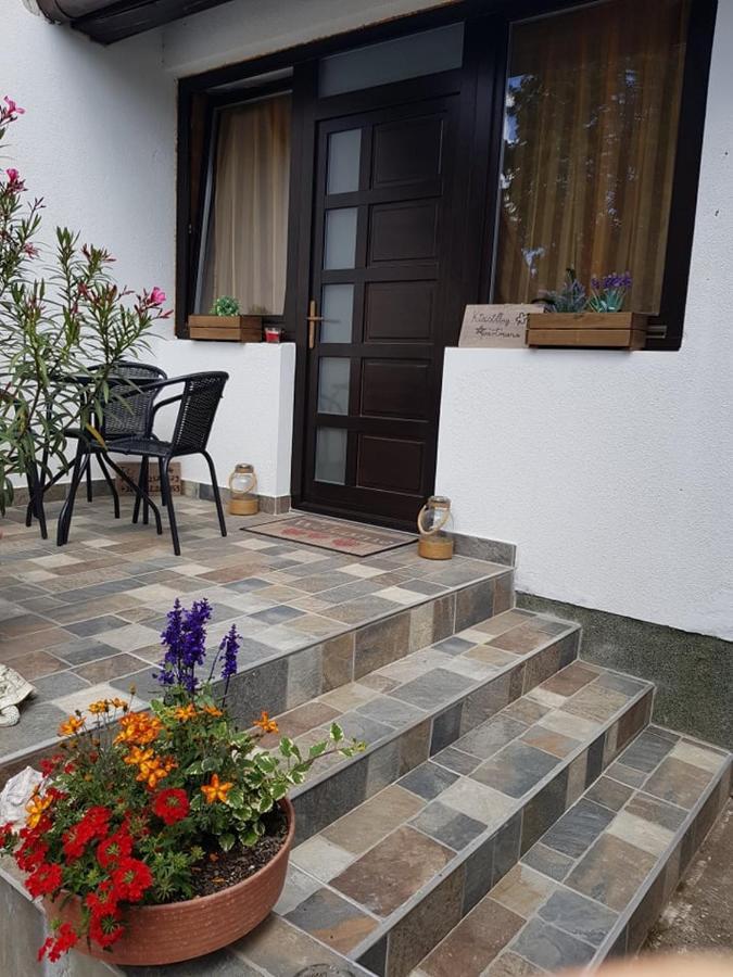 Apartamento Kiscsillag Apartman Harkány Exterior foto