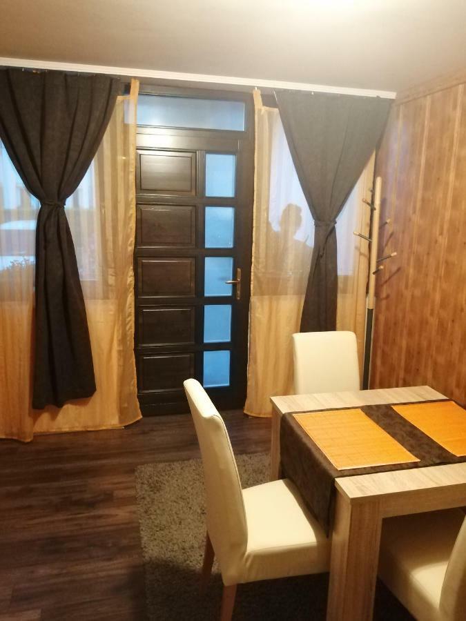 Apartamento Kiscsillag Apartman Harkány Exterior foto